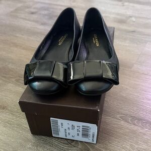 Louis Vuitton Black Leather Flats with Bow